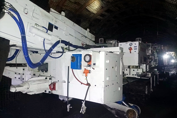 1716443933125105.jpg 8d8ac44641157da1285bf1eeeac2fcf_副本.jpg