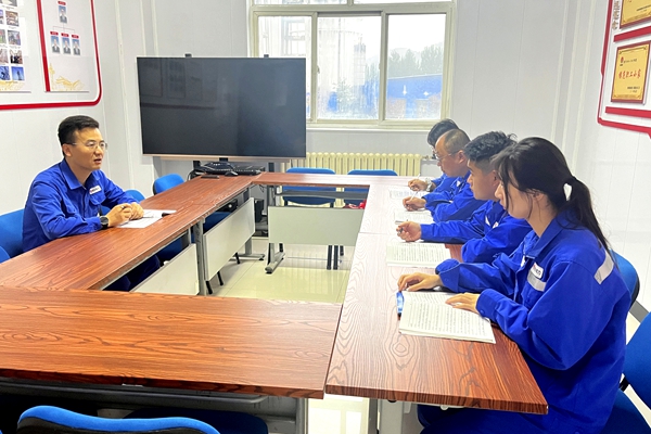 1760601741207560.jpg 1.班前會(huì)任務(wù)交接明確_副本.jpg